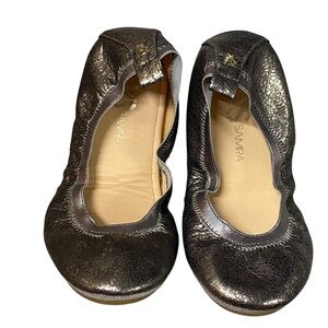 NWOT Yosi Samra Samara foldable ballet flat in pewter metallic leather